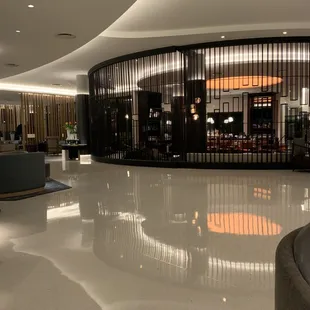 Great new hotel. Very clean and fresh. Rooms are nice and whole property is nice. Lots of restaurants close by as well.