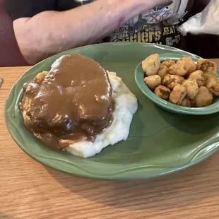 Meatloaf and Gravy