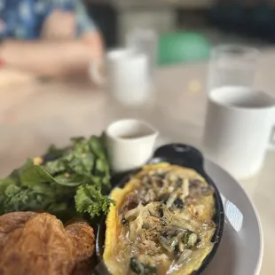 Bacon spinach mushroom omelette