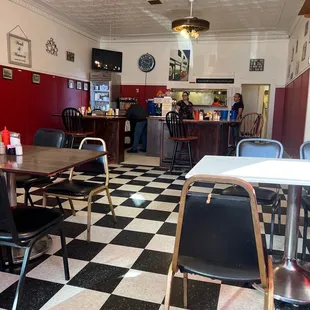 Adorable old diner feel inside