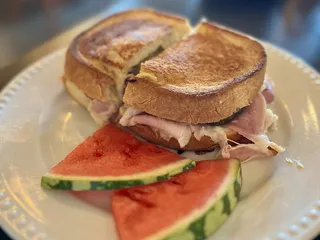 Hayley’s Eatery