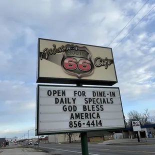 Sign right on Route 66