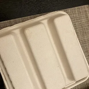 Compostable takeout containers