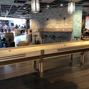 Rest area next to food court