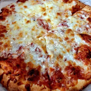 Aug 2022: 10" personal pan w/ Xtra cheese. I come here for the great crust!