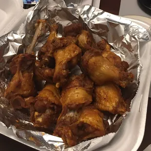 Ordered hot wet wings, got this