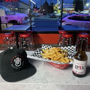 Best place to chill on Friday Night! The garlic fries and the IP NA are