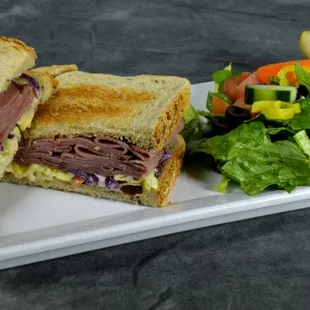 Pastrami Sandwich on Rye with side Garden Salad