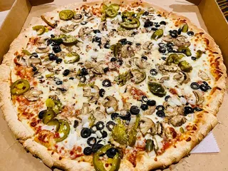 Harbor East Delicatessen And Pizzeria