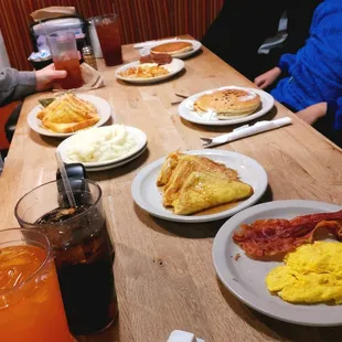 a table of breakfast foods