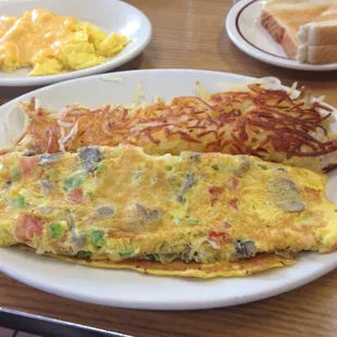 REAL OMLETTES! Not egg with veggies wrapped over them.