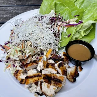Thai Chicken Lettuce Wraps. Great appetizer for the cash!