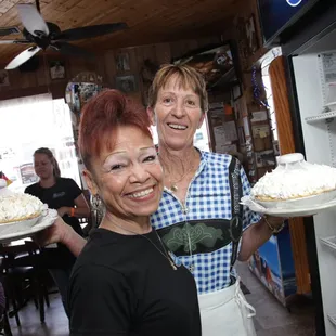 Lilo and Charlotte tending to the delicious desserts!