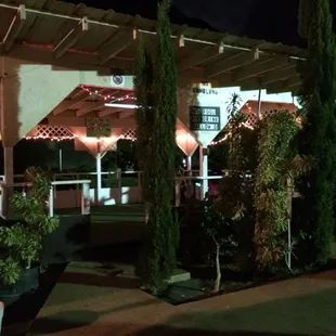 Little play area kinda or a stage