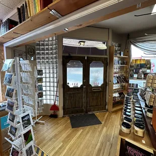 Front Foyer area to Westside Stories