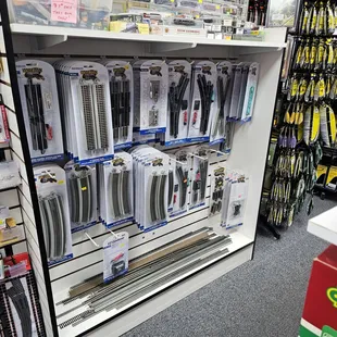 Start out with Bachmann ho snap track. We got it.