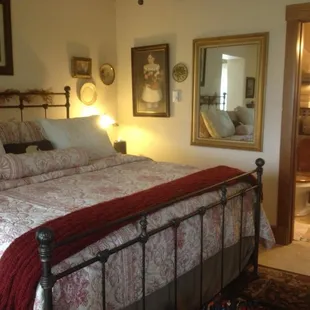 Big comfortable bed for an incredible nights sleep!