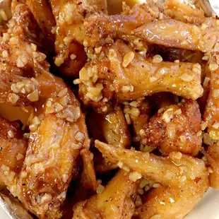Spicy garlic wings