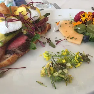 delicious eggs Benedict!