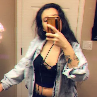 Nicole O.