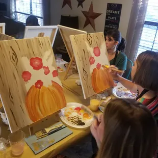 Painters from beginner to seasoned artist enjoyed this pumpkin bouquet project!