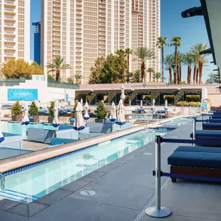 Wet Republic Ultra Pool