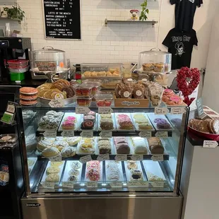 interior, cupcakes