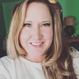 Marci P.