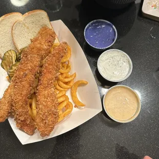 Chicken strips with 3 sauces