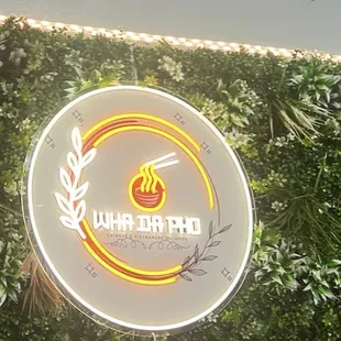 It's a neon glow of Wha da Pho