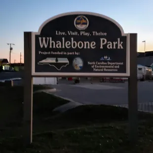 Entry to Whalebone Park