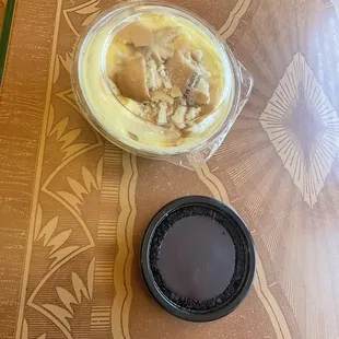 Banana pudding and peanut butter pie