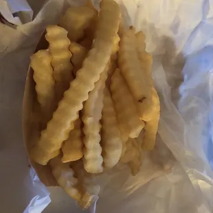 Regular Fries. Could be a bit more Crispy