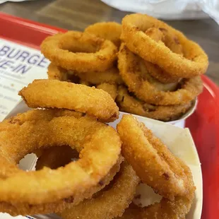 Onion Rings |IG @kurlykonnoisseur