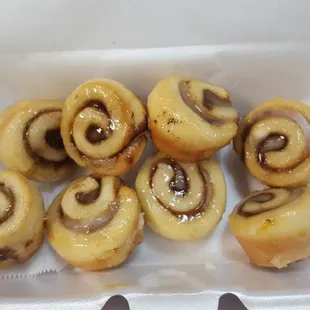 food, dough desserts, donuts