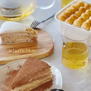 whaT’s More cake studio 
