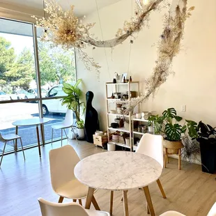 Inside seating &amp; decor