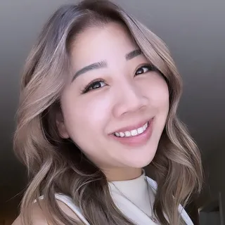Nini T.