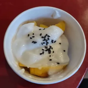 Mango sticky rice