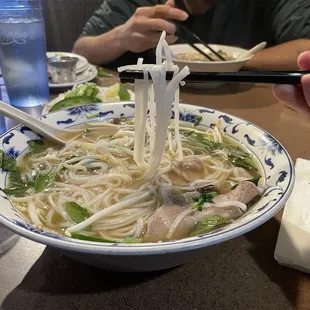 Pho 4/5