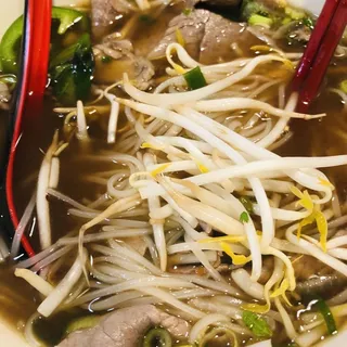 P1. Rare Steak Pho - Ph Ti