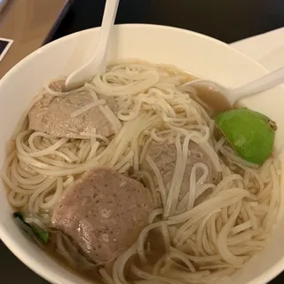 P10. Meatballs only Pho - Ph B Vin