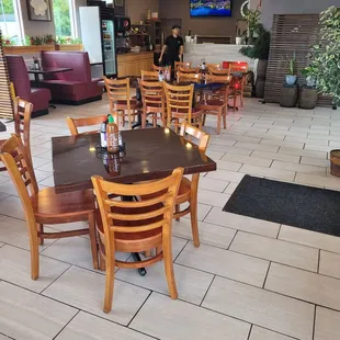 Clean and nice place to eat.