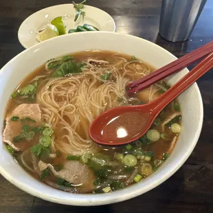 Pho Tai medium