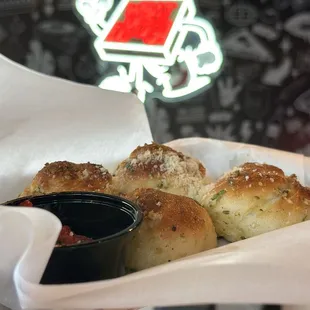 Garlic Knots