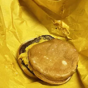 This burger was a mess, not the usual standard I&apos;ve experienced for this location