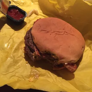 A1 thick &amp; hearty w/spicy ketchup.