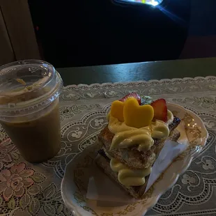 Iced lavender latte and their vegan fruit tart