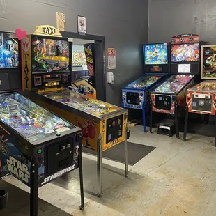 Themed Pinball Machines