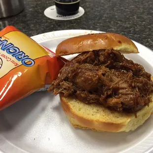 Bbq pork sandwich